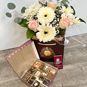 Stam's Sweet Romance Collaboration (Chocolates Included)