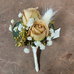 Boho Boutonniere