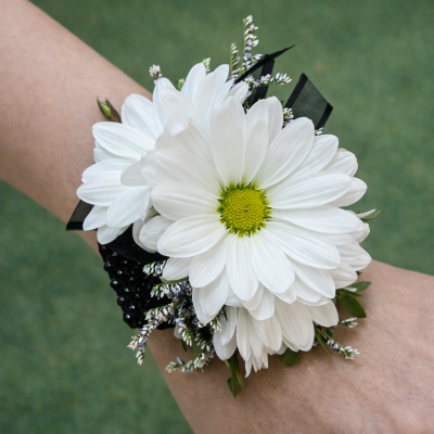 White Dublin Corsage