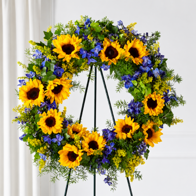 Bright Rays Wreath