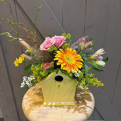 Birdhouse Chirp Bouquet