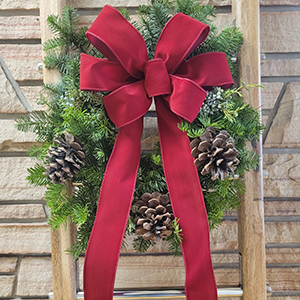 Classic Fresh Holiday Wreath