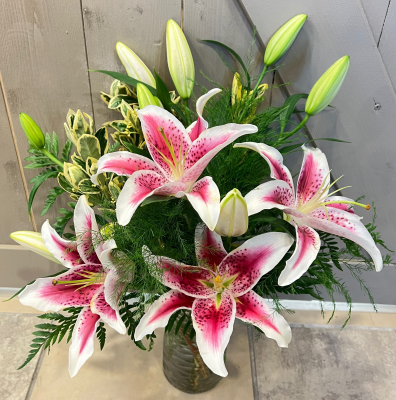 Gazing Lilies Bouquet